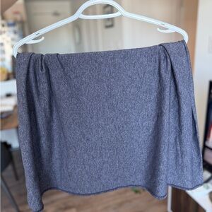 Women’s Lululemon Round Scarf with Snaps